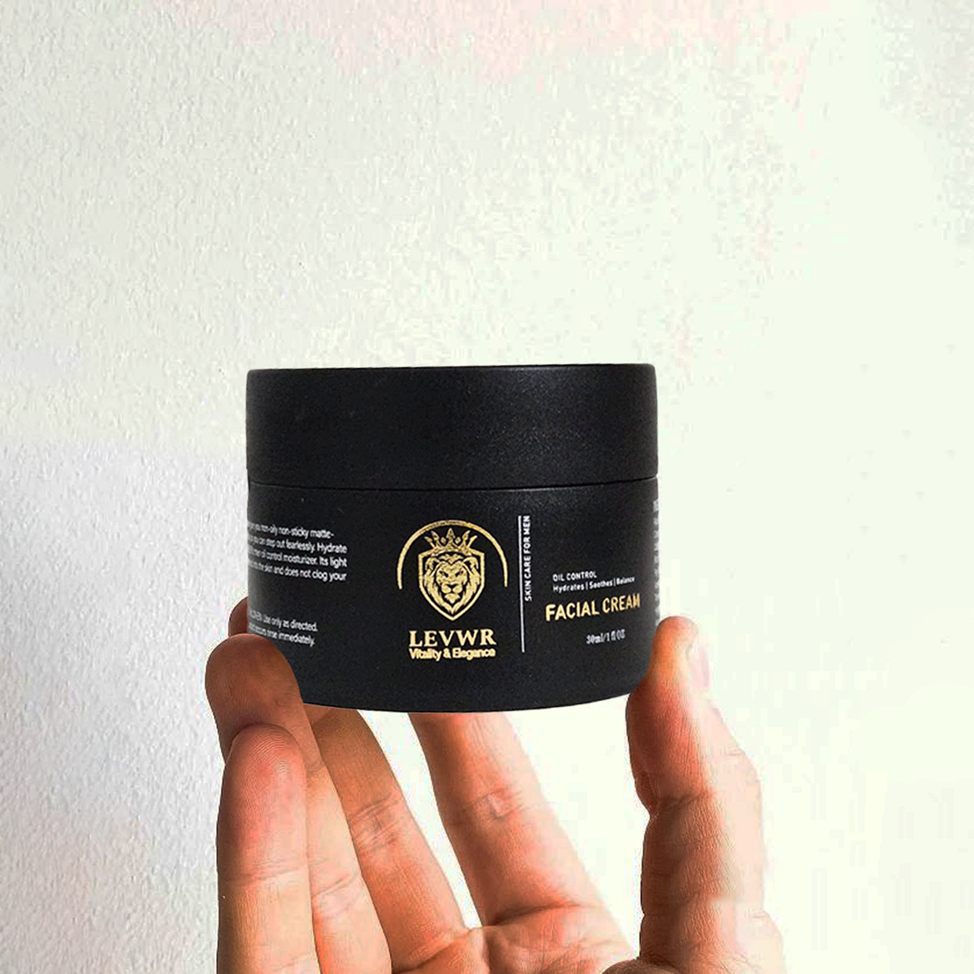 Hydrating moisturizer for smooth and soft skin